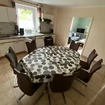 Haus Dorfidyll شقة Rodershausen
